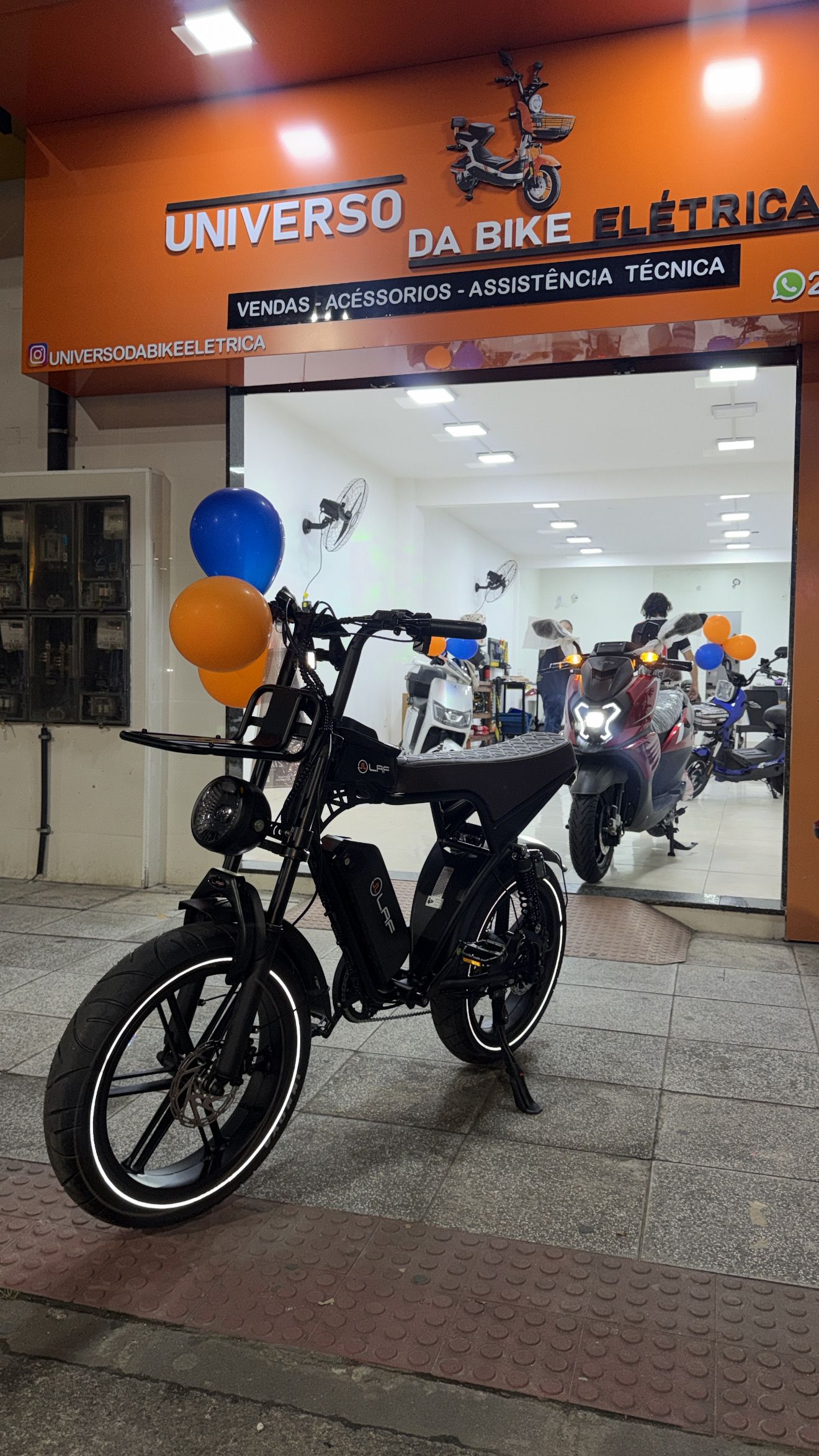 Veículo elétrico na loja Universo da Bike